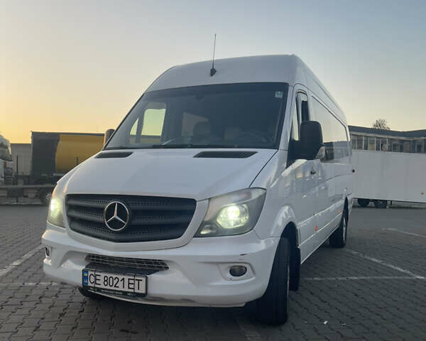 Белый Мерседес Sprinter, объемом двигателя 0 л и пробегом 346 тыс. км за 22000 $, фото 1 на Automoto.ua