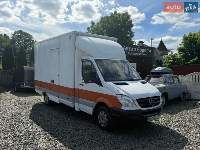 Білий Мерседес Sprinter, об'ємом двигуна 2.2 л та пробігом 600 тис. км за 13900 $, фото 1 на Automoto.ua