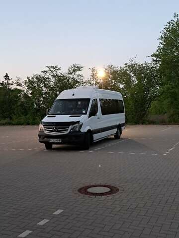 Білий Мерседес Sprinter, об'ємом двигуна 3 л та пробігом 980 тис. км за 23017 $, фото 1 на Automoto.ua