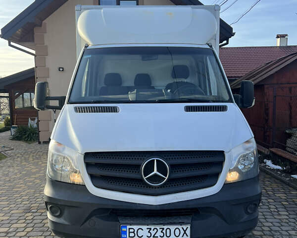 Белый Мерседес Sprinter, объемом двигателя 2.14 л и пробегом 342 тыс. км за 19900 $, фото 1 на Automoto.ua