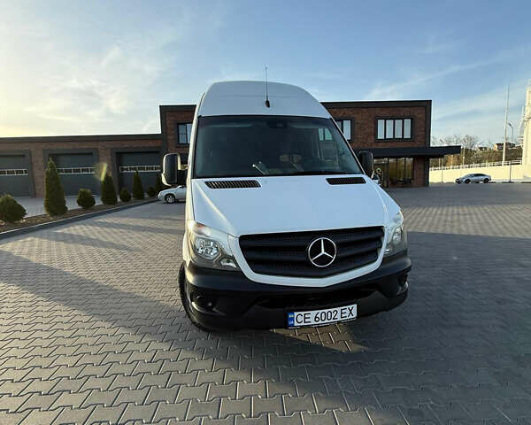 Белый Мерседес Sprinter, объемом двигателя 3.2 л и пробегом 375 тыс. км за 45000 $, фото 1 на Automoto.ua