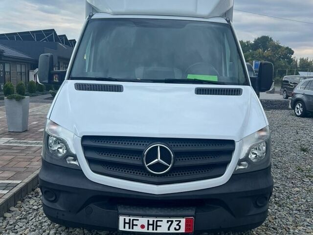 Білий Мерседес Sprinter, об'ємом двигуна 0 л та пробігом 273 тис. км за 22022 $, фото 1 на Automoto.ua