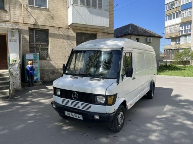 Белый Мерседес Sprinter, объемом двигателя 2.9 л и пробегом 300 тыс. км за 1999 $, фото 1 на Automoto.ua