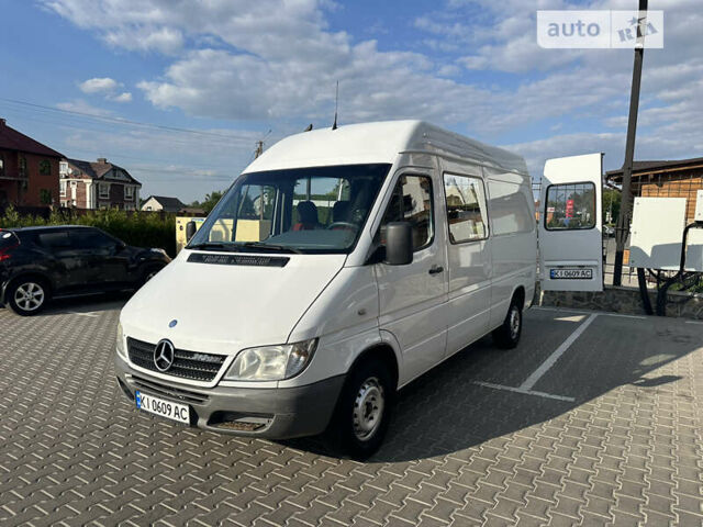 Белый Мерседес Sprinter, объемом двигателя 2.9 л и пробегом 400 тыс. км за 9500 $, фото 1 на Automoto.ua