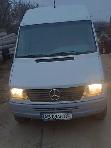 Белый Мерседес Sprinter, объемом двигателя 2.9 л и пробегом 3 тыс. км за 7100 $, фото 1 на Automoto.ua