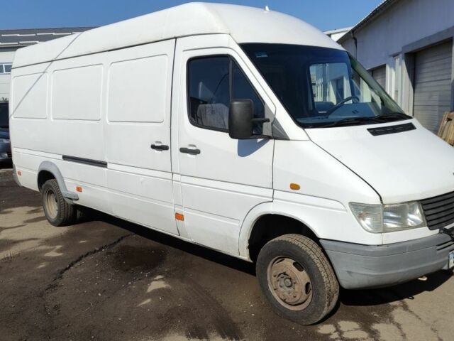 Белый Мерседес Sprinter, объемом двигателя 2.9 л и пробегом 850 тыс. км за 9500 $, фото 1 на Automoto.ua