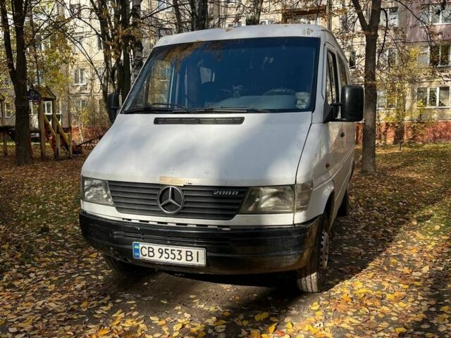 Мерседес Sprinter 1997 у Чернігові на Automoto.ua Білий Мерседес Sprinter, об'ємом двигуна 2.3 л та пробігом 50 тис. км за 4276 $, фото 1 на Automoto.ua