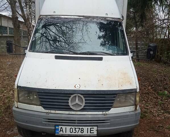 Белый Мерседес Sprinter, объемом двигателя 2.9 л и пробегом 650 тыс. км за 7000 $, фото 1 на Automoto.ua