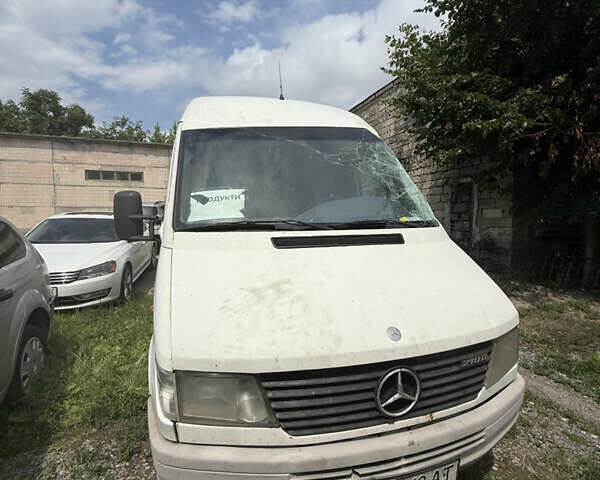 Білий Мерседес Sprinter, об'ємом двигуна 2.9 л та пробігом 560 тис. км за 3499 $, фото 1 на Automoto.ua
