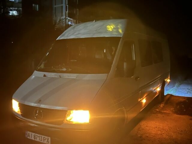 Мерседес Sprinter 1998 у Макарове на Automoto.ua Білий Мерседес Sprinter, об'ємом двигуна 2.9 л та пробігом 427 тис. км за 7500 $, фото 1 на Automoto.ua