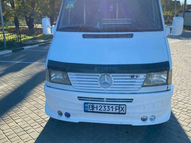 Белый Мерседес Sprinter, объемом двигателя 2.9 л и пробегом 100 тыс. км за 7300 $, фото 1 на Automoto.ua