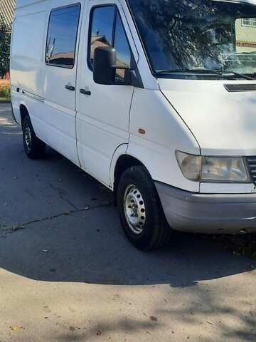 Білий Мерседес Sprinter, об'ємом двигуна 2.87 л та пробігом 380 тис. км за 4999 $, фото 1 на Automoto.ua