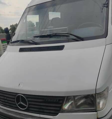 Білий Мерседес Sprinter, об'ємом двигуна 2.9 л та пробігом 360 тис. км за 8300 $, фото 1 на Automoto.ua