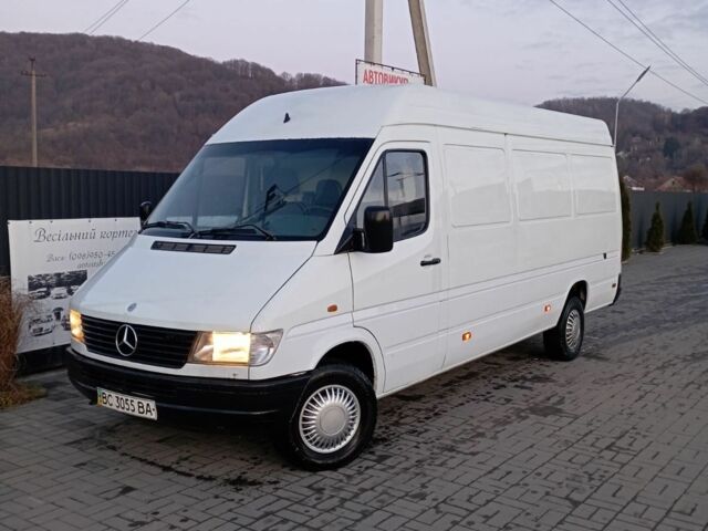 Білий Мерседес Sprinter, об'ємом двигуна 0 л та пробігом 573 тис. км за 5500 $, фото 1 на Automoto.ua