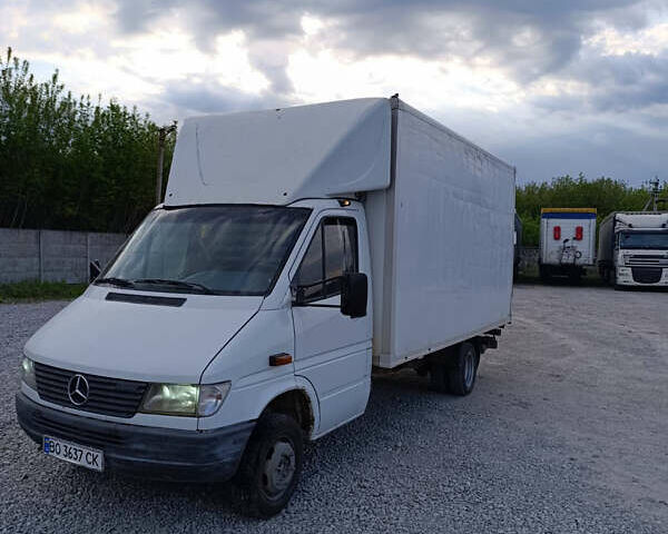 Белый Мерседес Sprinter, объемом двигателя 2.87 л и пробегом 465 тыс. км за 7650 $, фото 1 на Automoto.ua