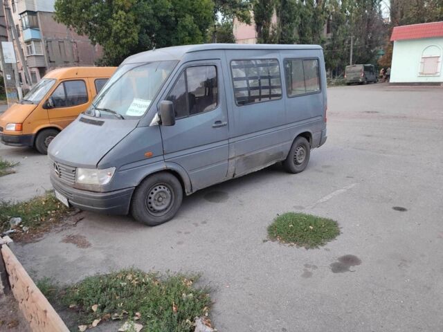 Белый Мерседес Sprinter, объемом двигателя 2.9 л и пробегом 430 тыс. км за 2306 $, фото 1 на Automoto.ua