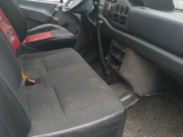 Белый Мерседес Sprinter, объемом двигателя 2.9 л и пробегом 450 тыс. км за 7000 $, фото 1 на Automoto.ua