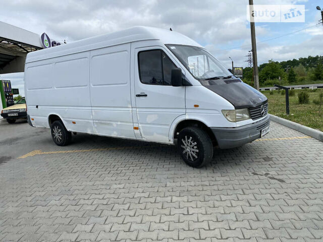 Білий Мерседес Sprinter, об'ємом двигуна 2.9 л та пробігом 380 тис. км за 4200 $, фото 1 на Automoto.ua