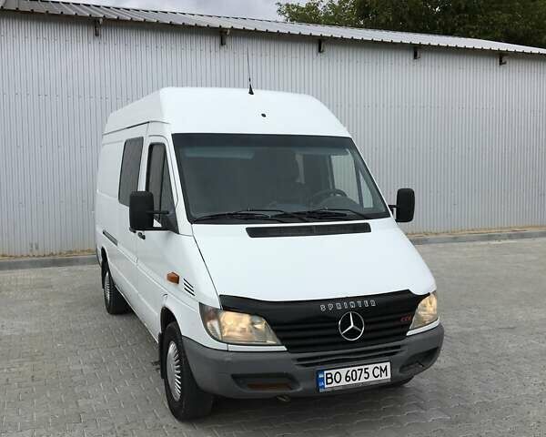 Білий Мерседес Sprinter, об'ємом двигуна 2.1 л та пробігом 760 тис. км за 8500 $, фото 1 на Automoto.ua