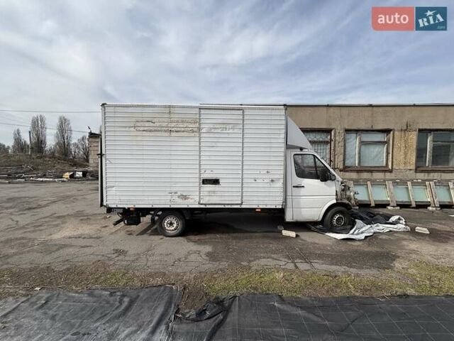 Белый Мерседес Sprinter, объемом двигателя 2.5 л и пробегом 667 тыс. км за 3500 $, фото 1 на Automoto.ua