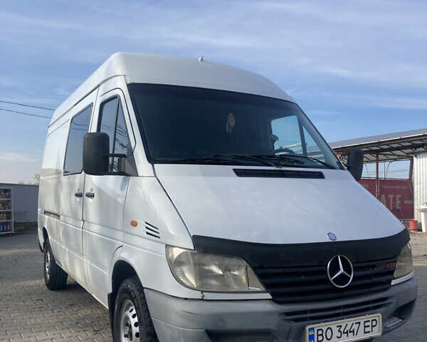 Белый Мерседес Sprinter, объемом двигателя 2.15 л и пробегом 34 тыс. км за 7900 $, фото 1 на Automoto.ua