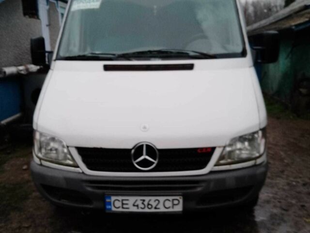 Білий Мерседес Sprinter, об'ємом двигуна 2.2 л та пробігом 490 тис. км за 2600 $, фото 1 на Automoto.ua