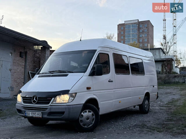 Мерседес Sprinter 2001 в Хмельницком на Automoto.ua Белый Мерседес Sprinter, объемом двигателя 2.7 л и пробегом 451 тыс. км за 7999 $, фото 1 на Automoto.ua