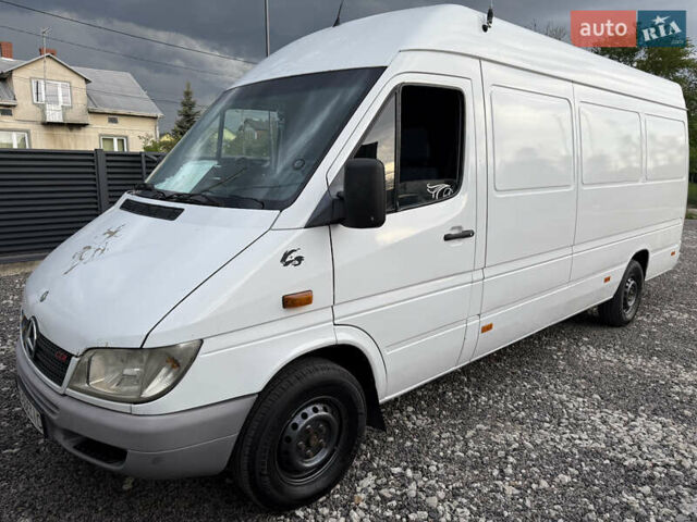Білий Мерседес Sprinter, об'ємом двигуна 2.15 л та пробігом 600 тис. км за 8700 $, фото 1 на Automoto.ua