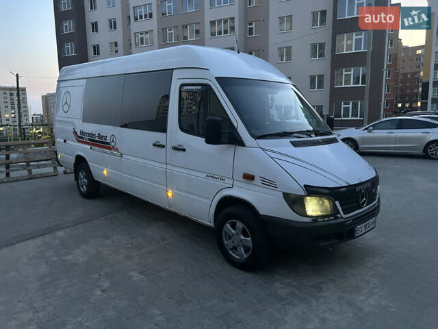 Білий Мерседес Sprinter, об'ємом двигуна 2.69 л та пробігом 652 тис. км за 8999 $, фото 1 на Automoto.ua