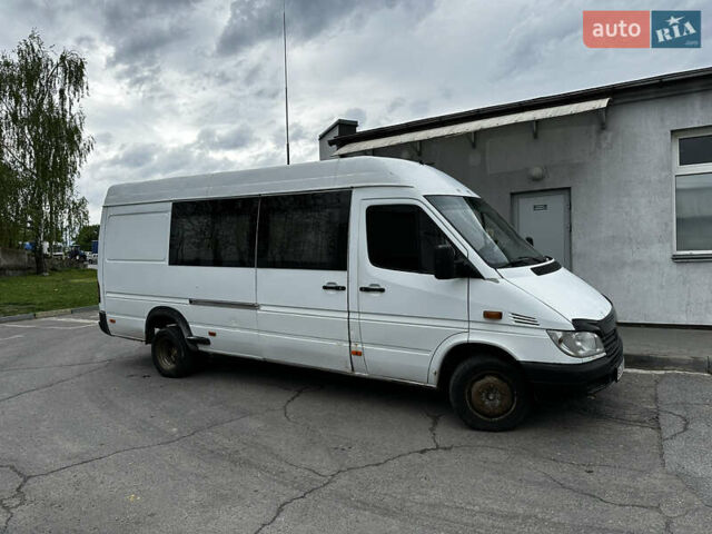 Мерседес Sprinter 2002 у Вінниці на Automoto.ua Білий Мерседес Sprinter, об'ємом двигуна 2.7 л та пробігом 507 тис. км за 7500 $, фото 1 на Automoto.ua