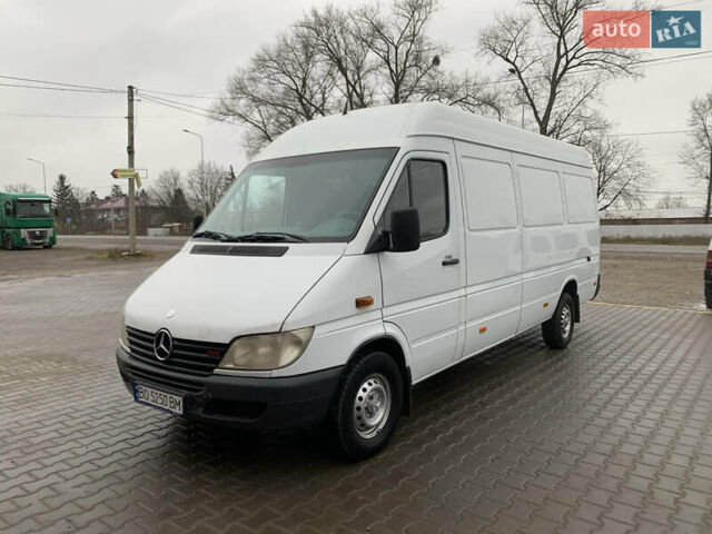 Білий Мерседес Sprinter, об'ємом двигуна 2.15 л та пробігом 400 тис. км за 8900 $, фото 1 на Automoto.ua