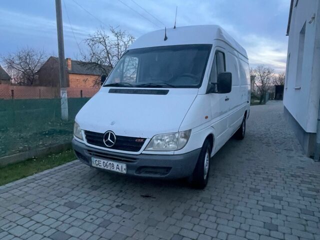 Білий Мерседес Sprinter, об'ємом двигуна 2.2 л та пробігом 370 тис. км за 5750 $, фото 1 на Automoto.ua