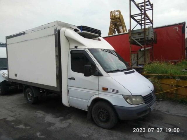 Білий Мерседес Sprinter, об'ємом двигуна 2.2 л та пробігом 510 тис. км за 8100 $, фото 1 на Automoto.ua