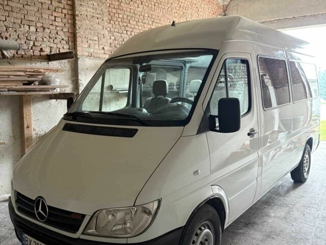 Білий Мерседес Sprinter, об'ємом двигуна 2.1 л та пробігом 340 тис. км за 10700 $, фото 1 на Automoto.ua