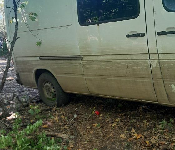 Белый Мерседес Sprinter, объемом двигателя 3 л и пробегом 264 тыс. км за 3400 $, фото 1 на Automoto.ua