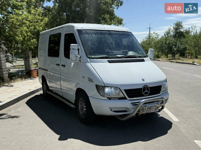 Белый Мерседес Sprinter, объемом двигателя 2.15 л и пробегом 578 тыс. км за 6800 $, фото 1 на Automoto.ua