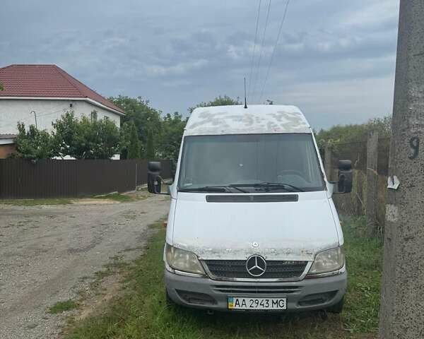 Білий Мерседес Sprinter, об'ємом двигуна 2.1 л та пробігом 10 тис. км за 6900 $, фото 1 на Automoto.ua