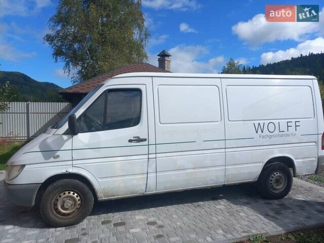 Білий Мерседес Sprinter, об'ємом двигуна 2.2 л та пробігом 436 тис. км за 5000 $, фото 1 на Automoto.ua