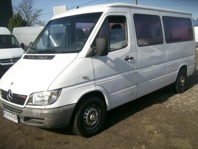 Мерседес Sprinter 2004 у Могилев-Подольском на Automoto.ua Білий Мерседес Sprinter, об'ємом двигуна 2.2 л та пробігом 320 тис. км за 2150 $, фото 1 на Automoto.ua