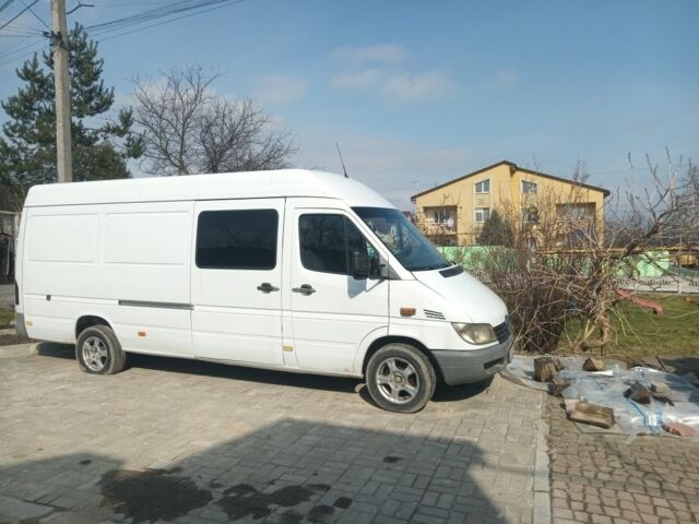 Белый Мерседес Sprinter, объемом двигателя 2 л и пробегом 480 тыс. км за 7500 $, фото 1 на Automoto.ua
