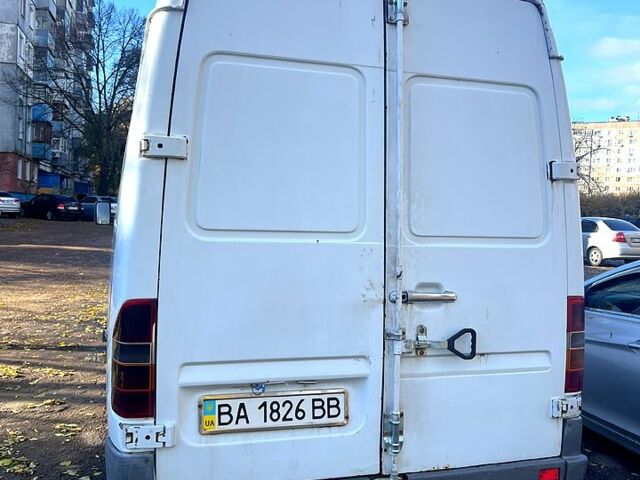 Белый Мерседес Sprinter, объемом двигателя 2.1 л и пробегом 0 тыс. км за 7500 $, фото 1 на Automoto.ua