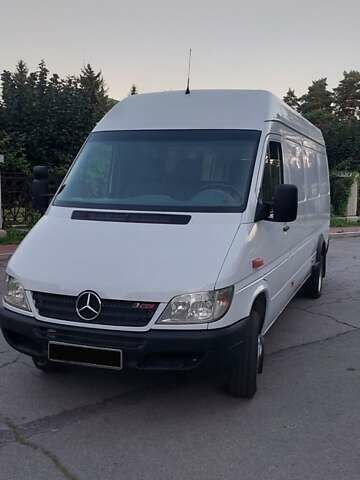 Белый Мерседес Sprinter, объемом двигателя 0 л и пробегом 5 тыс. км за 15500 $, фото 1 на Automoto.ua