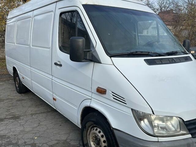 Білий Мерседес Sprinter, об'ємом двигуна 2.1 л та пробігом 1 тис. км за 6500 $, фото 1 на Automoto.ua
