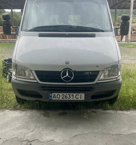 Білий Мерседес Sprinter, об'ємом двигуна 2.15 л та пробігом 449 тис. км за 9499 $, фото 1 на Automoto.ua