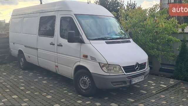 Білий Мерседес Sprinter, об'ємом двигуна 2.7 л та пробігом 100 тис. км за 8000 $, фото 1 на Automoto.ua