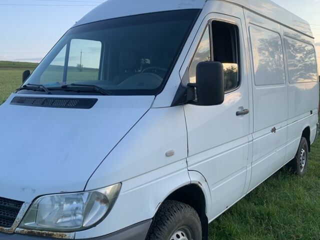 Белый Мерседес Sprinter, объемом двигателя 0 л и пробегом 3 тыс. км за 5700 $, фото 1 на Automoto.ua