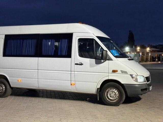 Білий Мерседес Sprinter, об'ємом двигуна 2.2 л та пробігом 670 тис. км за 9500 $, фото 1 на Automoto.ua
