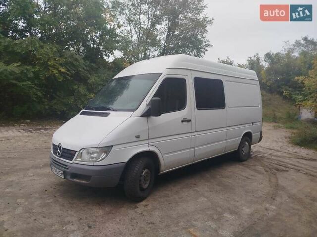 Білий Мерседес Sprinter, об'ємом двигуна 2.15 л та пробігом 470 тис. км за 9300 $, фото 1 на Automoto.ua