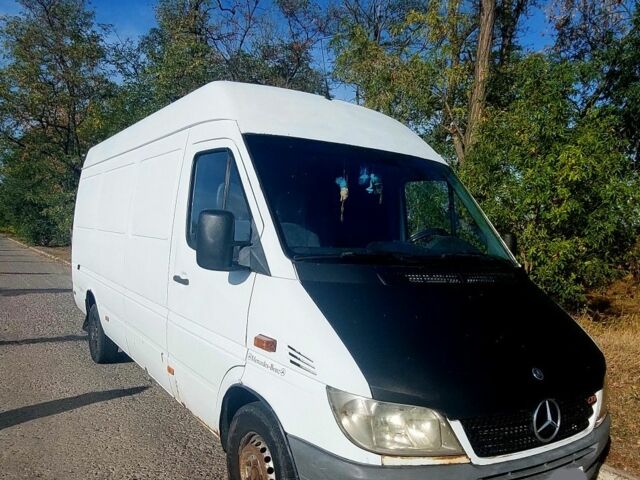 Білий Мерседес Sprinter, об'ємом двигуна 0 л та пробігом 500 тис. км за 7000 $, фото 1 на Automoto.ua