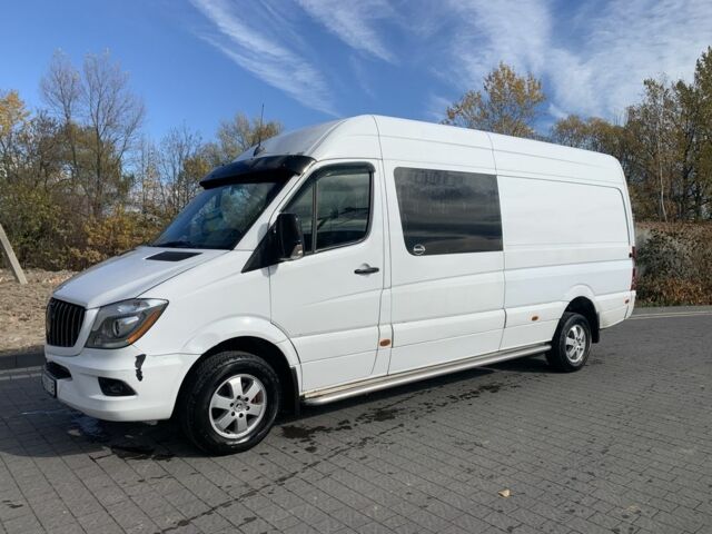 Білий Мерседес Sprinter, об'ємом двигуна 3 л та пробігом 800 тис. км за 17899 $, фото 1 на Automoto.ua